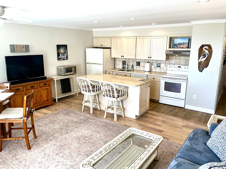253 Dune Rd #49 — Photo 24