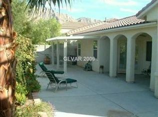 6326 Varna Ave, Las Vegas, NV 89110