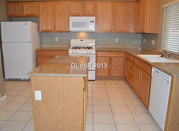 3rd image of 3325 Carefree Beauty Ave