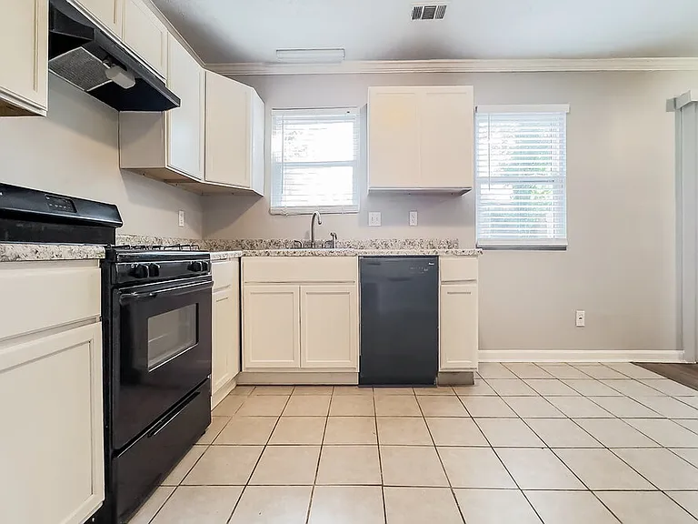 4952 Millstone Walk — Photo 8