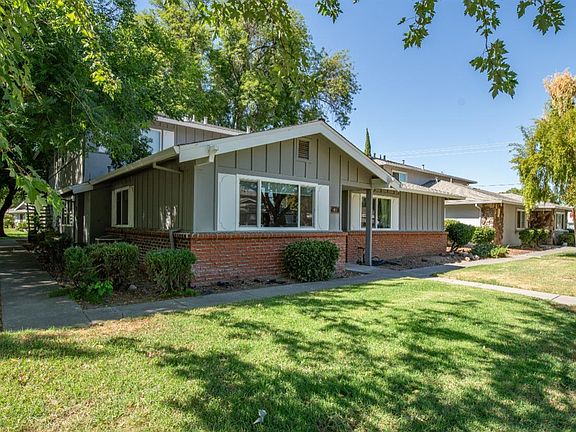 2nd image of 105 Del Rio Circle #1