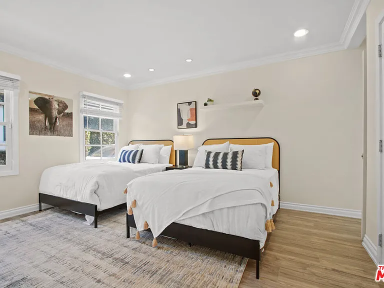 9509 Cresta Dr — Photo 10