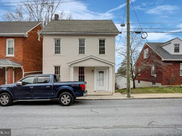 124 Harrison Ave, Waynesboro, PA 17268