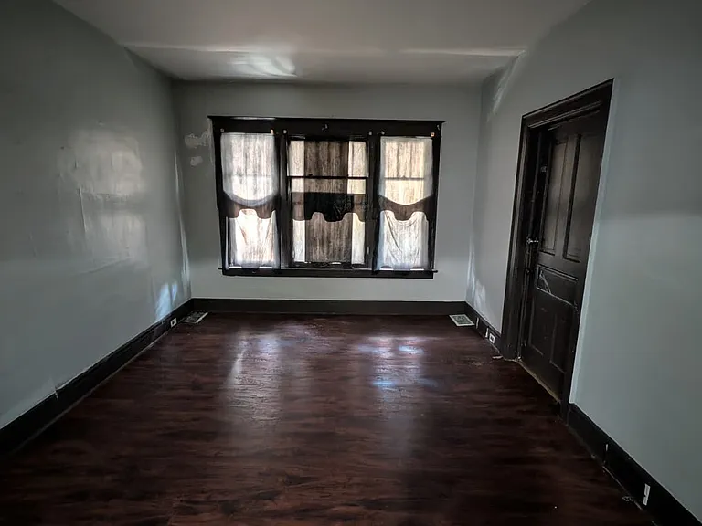 65 Rose St #1 — Photo 4