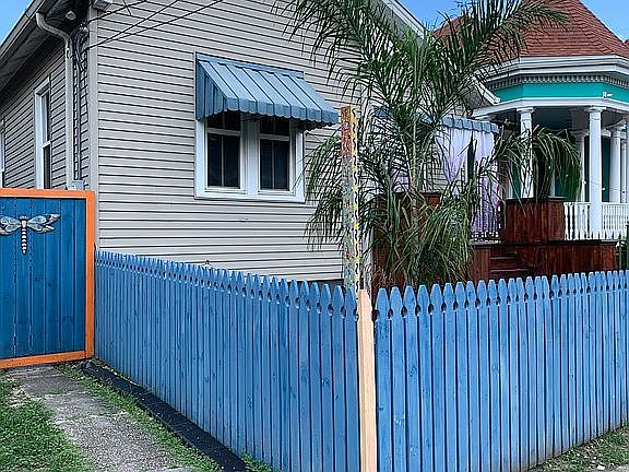 4th image of 3026 Taylor St