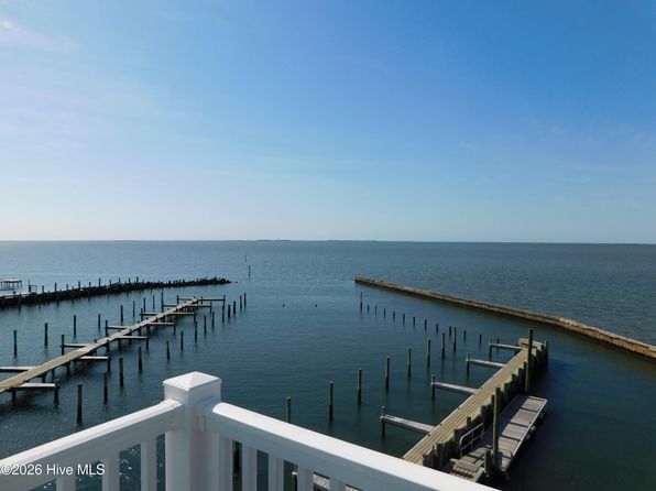 142 S Ferry Dock Rd #C