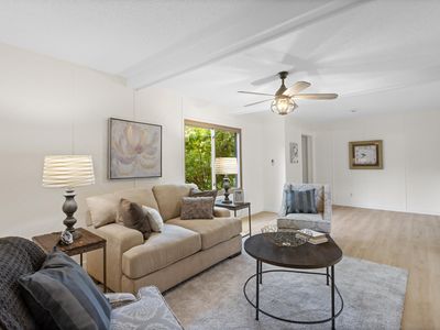 2184 Floral Dr, White Bear Lake, MN, 55110