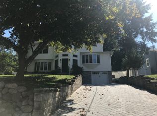 297 Schraalenburgh Rd, Closter, NJ 07624