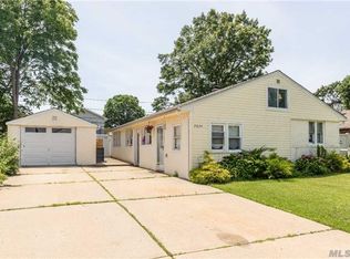 2624 Cypress Ave, East Meadow, NY 11554