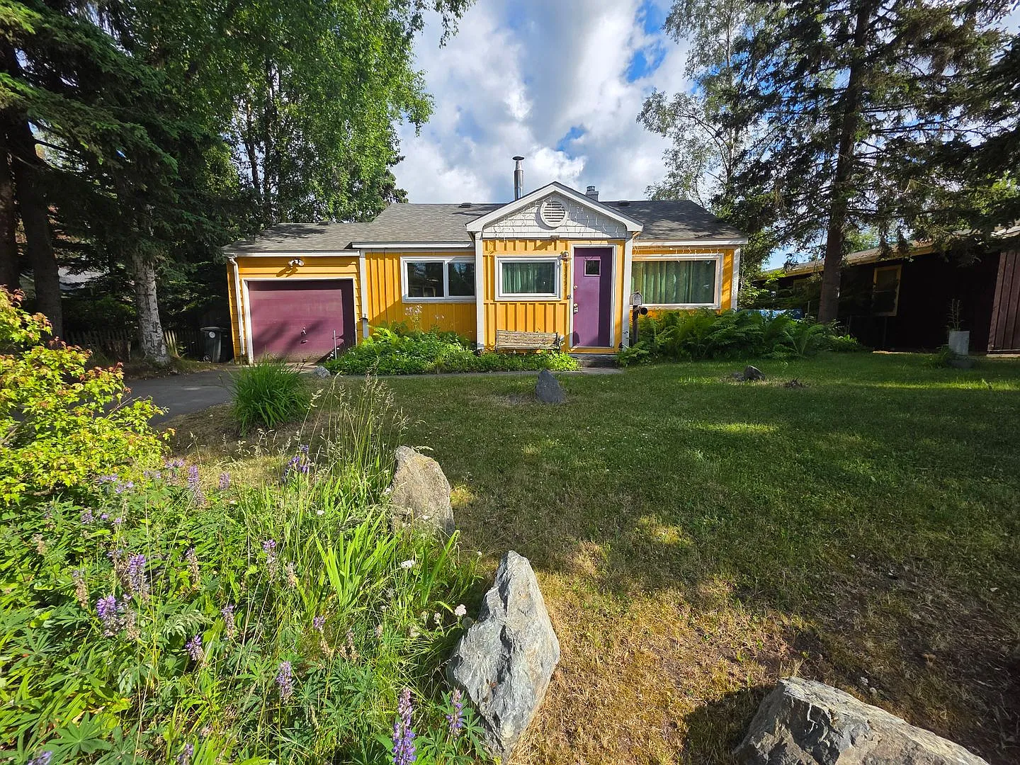 2 Bedroom Home Near Jber, Uaa, Hospitals — Photo 2