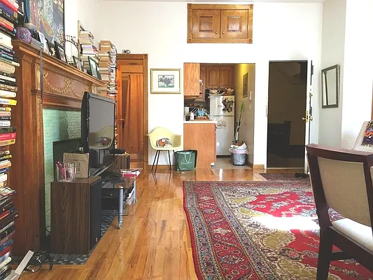 Rented by America Mecca Realty LLC | media 24