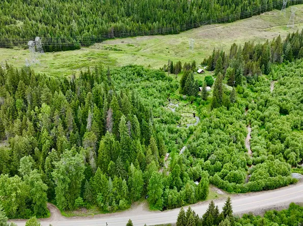 1851 Boundary Rd, Metaline Falls, WA 99153