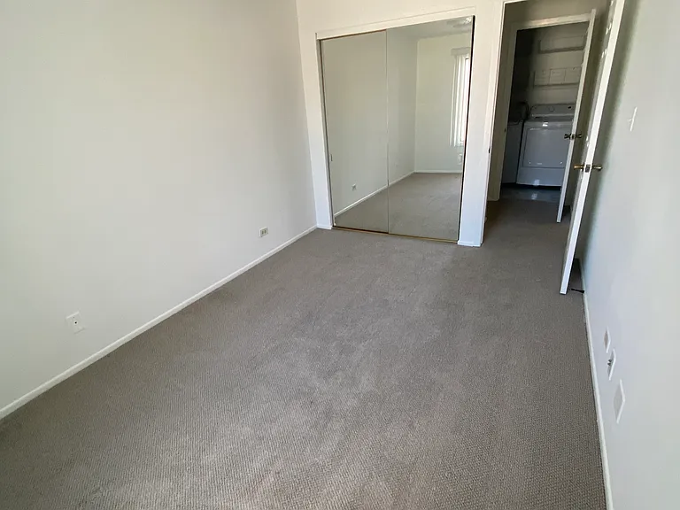 914 Van Buren Ct — Photo 31