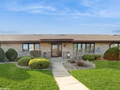 18030 Delaware Ct #100, Orland Park, IL, 60467