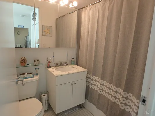 Rented by Hecht Group | media 5