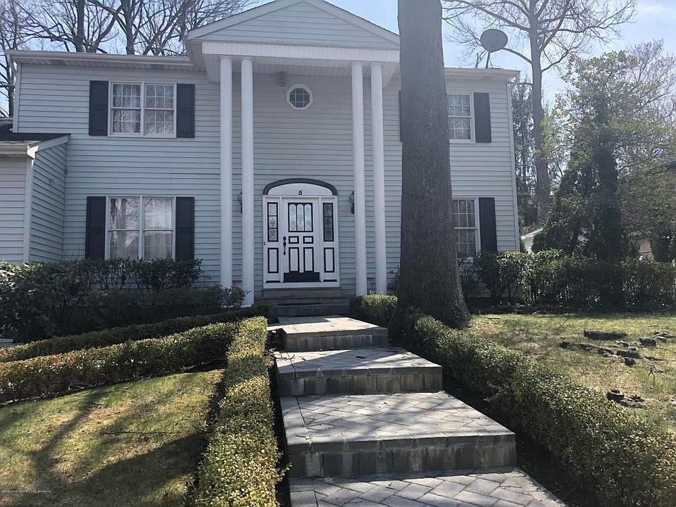 1st image of 5 Johanna Ln