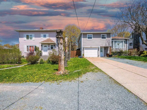 172 & 174 Victoria Rd, Halifax, NS B3A 1T7