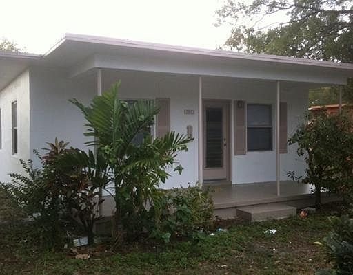 2nd image of 1424 NW 4th St