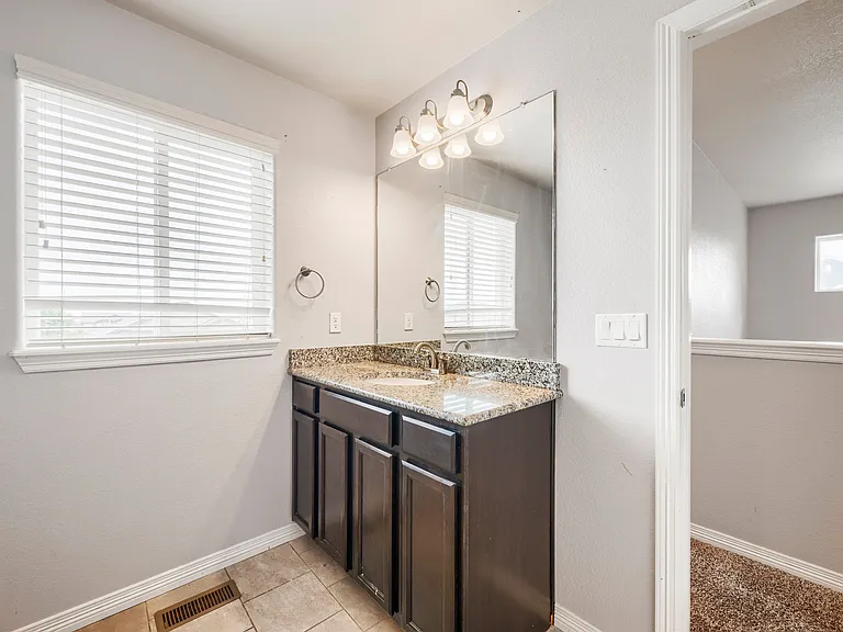 10202 Boulder Ridge Dr — Photo 18