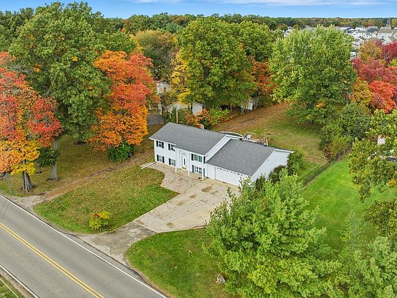 3rd image of 11341 Edison Rd