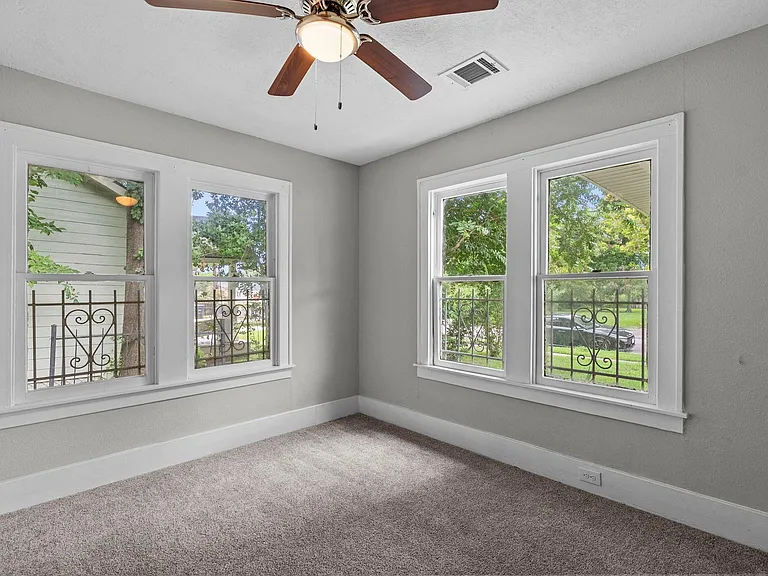 5103 New Orleans St — Photo 11