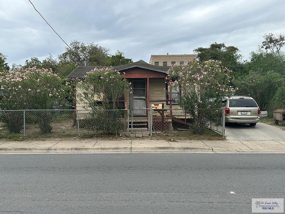 1st image of 1205 E 13th St