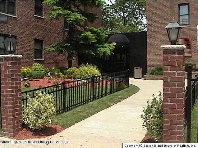 1st image of 145 Lincoln Ave APT 2X