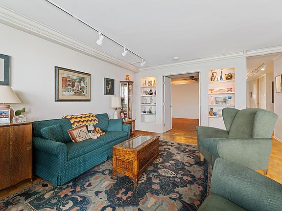 4th image of 1440 N Lake Shore Dr APT 24A