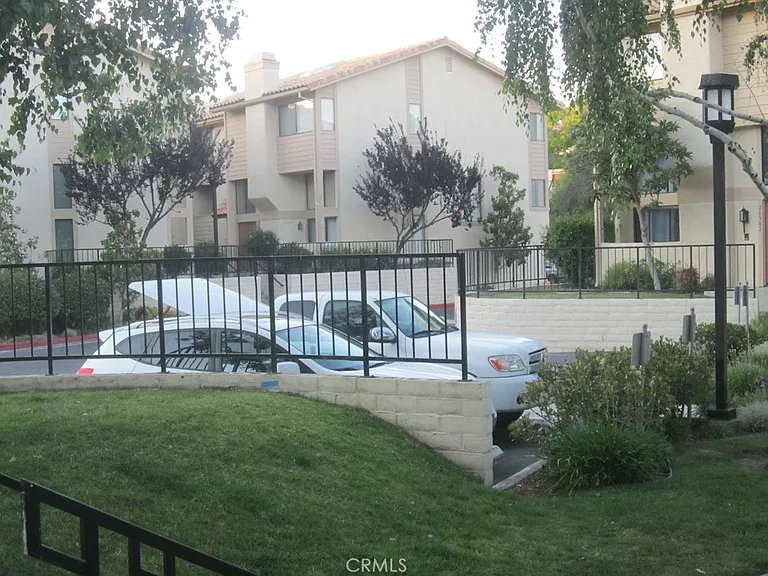 26334 W Bravo Ln — Photo 58