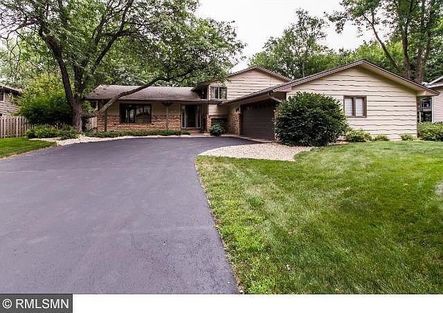 1st image of 1700 Shadyview Ln N