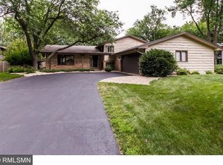 1700 Shadyview Ln N, Plymouth, MN 55447