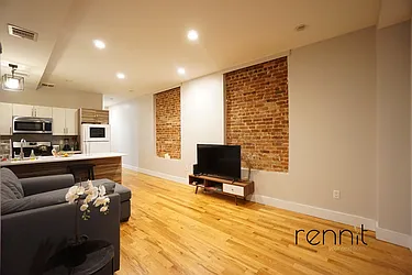 Rented by Rennit Inc.