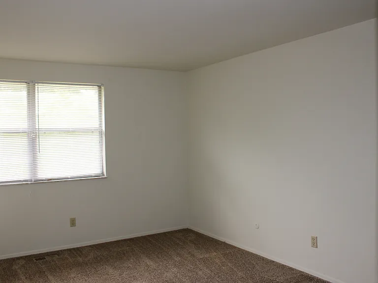 7566 Mount Whitney St — Photo 8