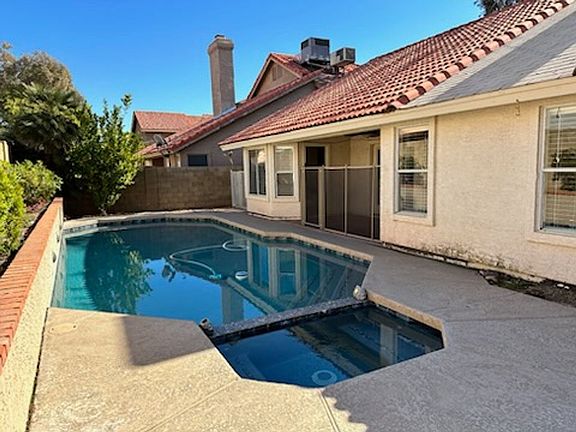 2nd image of 4106 E Ashurst Dr