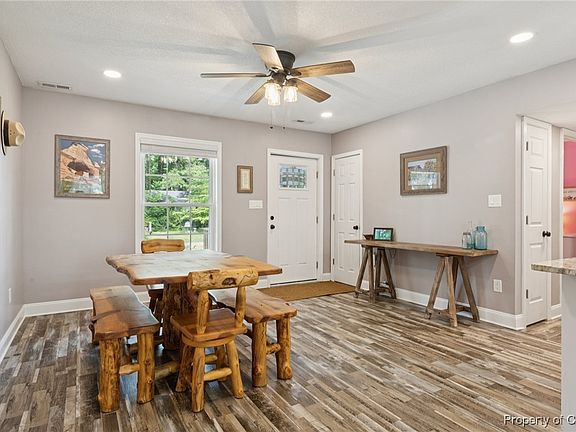 5th image of 2063 Riley Ln