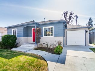 17712 Collins St, Encino, CA 91316