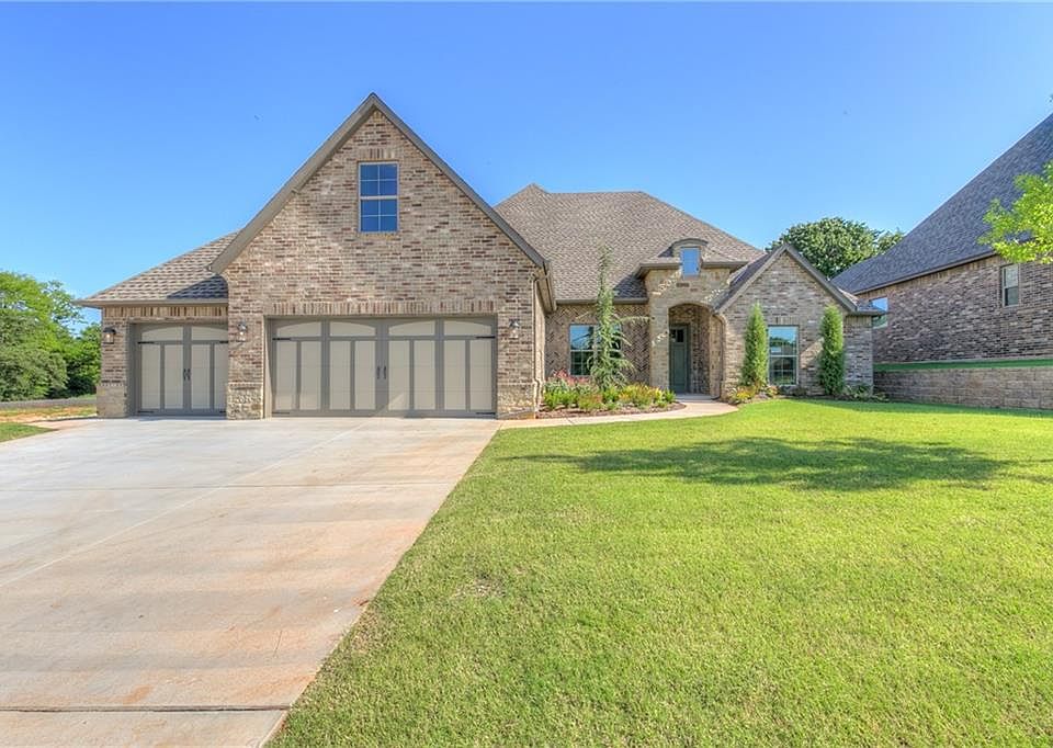 1st image of 4133 Carmina Dr