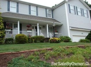 38 Red Hawk Dr, Cranston, RI 02921