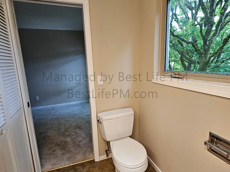 1535 SW Clay St #301 — Photo 44