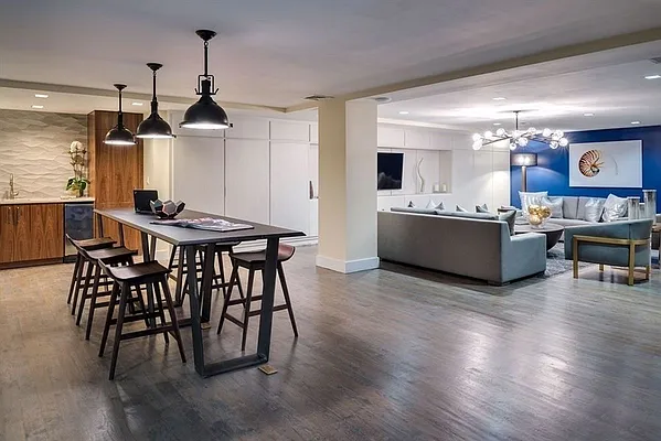 Rented by Corcoran | media 19