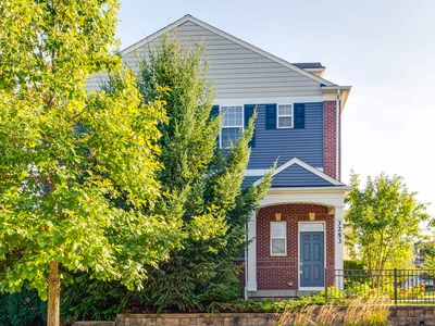 3253 Coral Ln, Glenview, IL, 60026