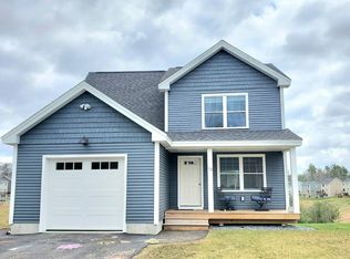 72 Dusty Rhoades Ln, Windham, ME 04062