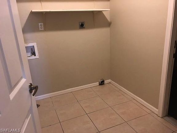 5th image of 3026 Santa Barbara Blvd N