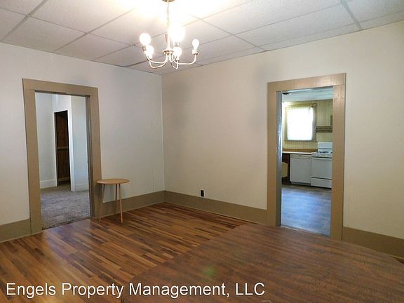 5th image of 304 N Star St