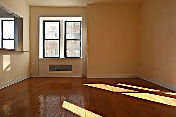 Rented by Level Group | media 6