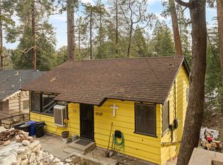 607 Seeley Way, Crestline, CA 92325