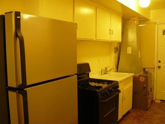 Kitchen Unit 1