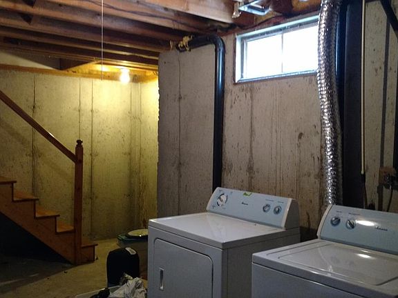 2nd image of 708 Summer Hill Dr