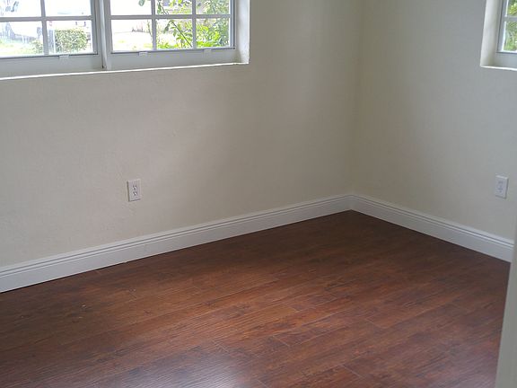 5th image of 2135 W Carol Cir