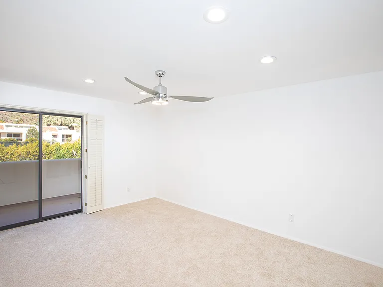 255 Avenida Granada #725 — Photo 9